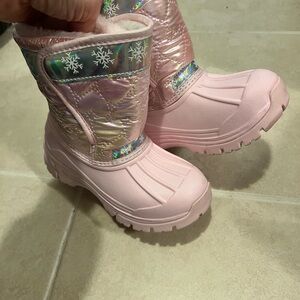 Pink Snowflake Winter Boots